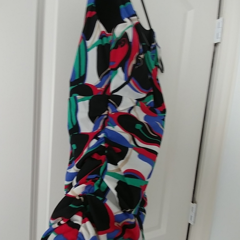 Top - Picture 2 of 4
